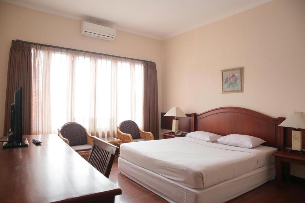 La Oma Hotel Lembang Luaran gambar