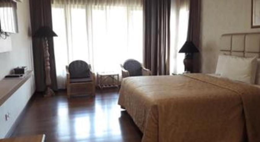 La Oma Hotel Lembang Luaran gambar