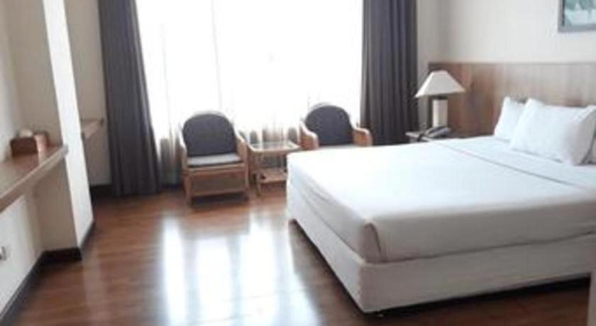 La Oma Hotel Lembang Luaran gambar
