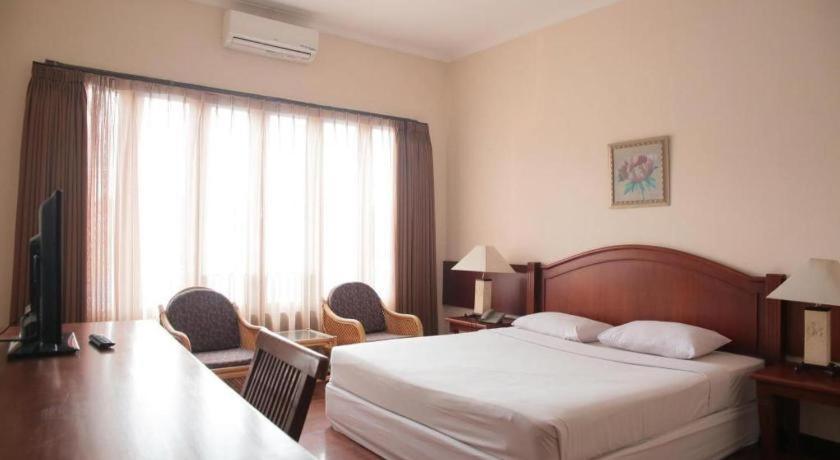 La Oma Hotel Lembang Luaran gambar