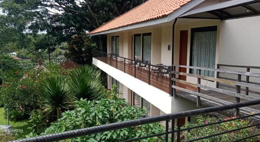 La Oma Hotel Lembang Luaran gambar