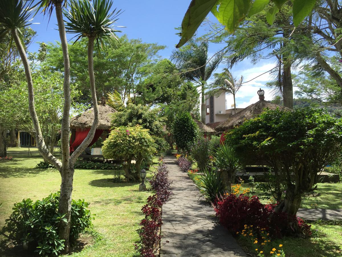 La Oma Hotel Lembang Luaran gambar