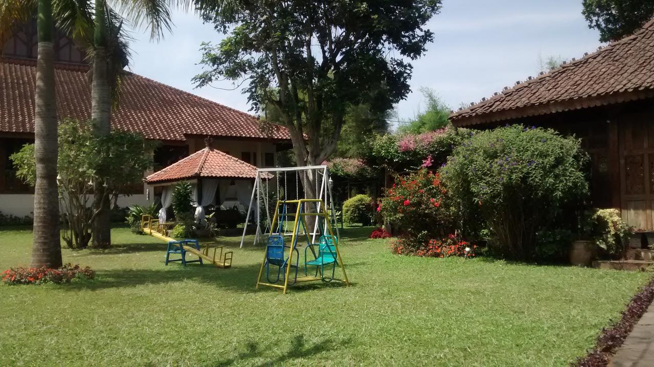 La Oma Hotel Lembang Luaran gambar